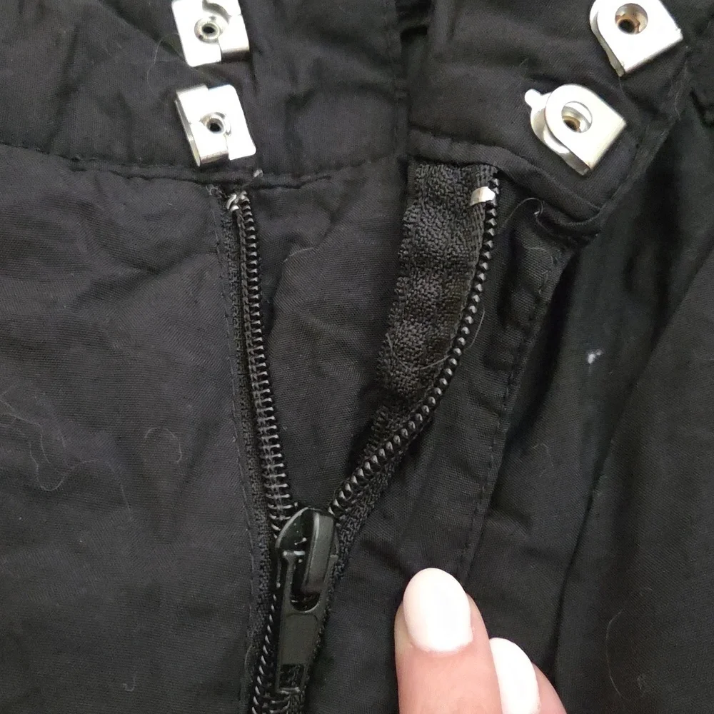 SPORT ESSENTIALS Women’s Black Cargo Ski Pants Durable Snow Snowboard Size M - Picture 7 of 8